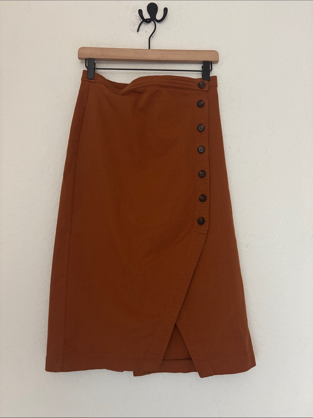 Astr Rust Brown Button-Front Midi Skirt